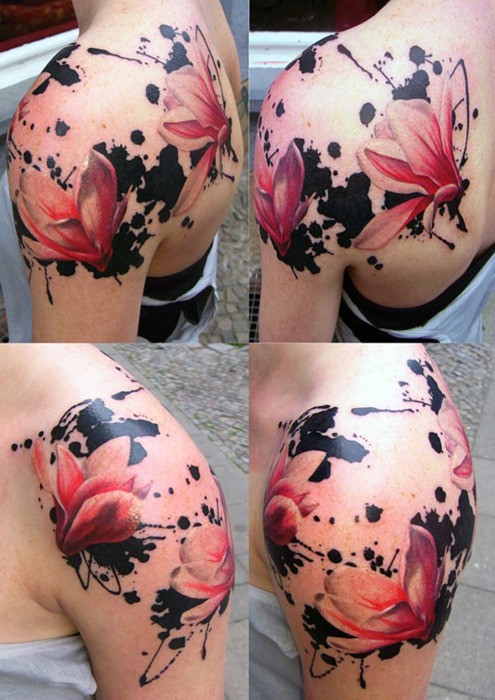 shoulder tat